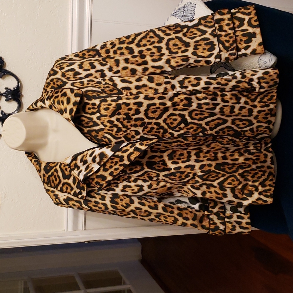 Carlisle 100% Silk Leopard Print Women’s Jacket - Picture 11 of 11